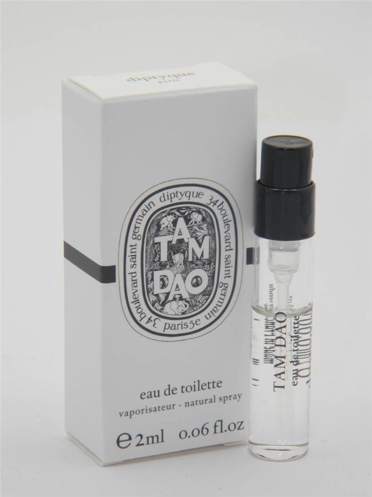 Diptyque Tam Dao Solid Perfume: The Discreet Essence of Sacred Sandalwood - Product Image